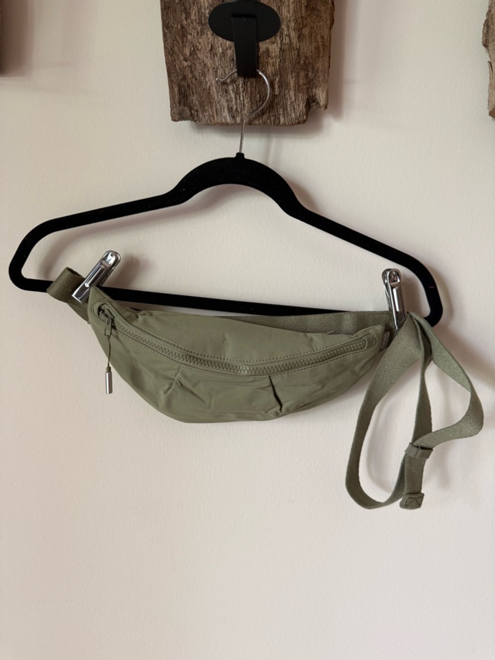 Athleta Olive Green Belt Bag Crossbody Waist Pack Adjustable Strap